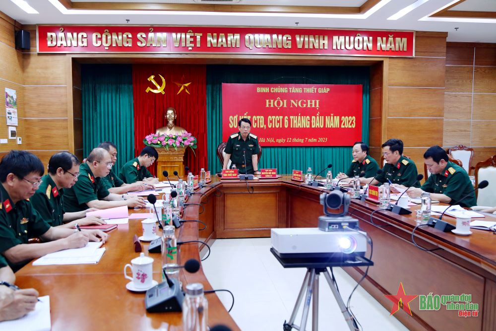 Binh chủng Tăng Thiết giáp sơ kết công tác Đảng, công tác chính trị 6 tháng đầu năm 2023